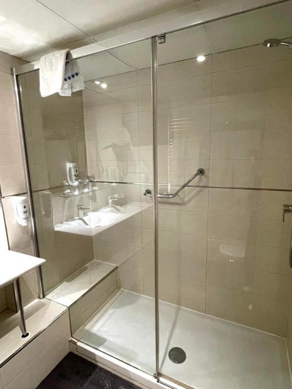 4C Bravo Murillo - Resim 38