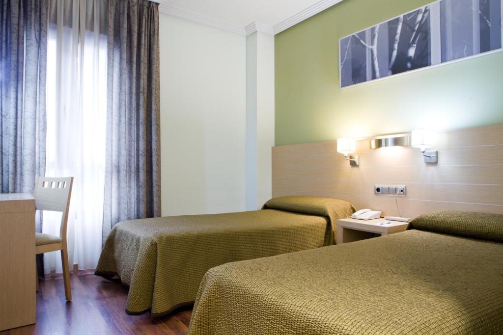 4C Bravo Murillo - Resim 8