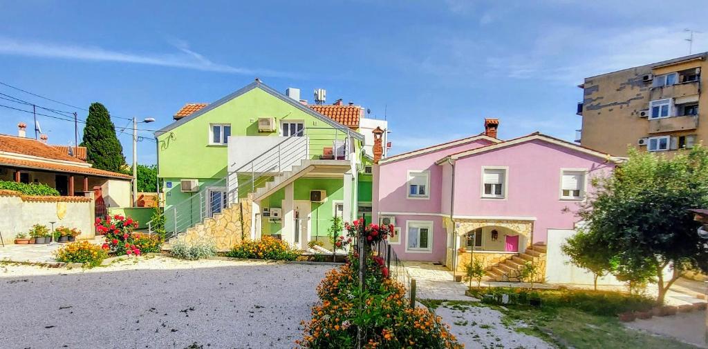 Ema & Sea Apartment's - 8