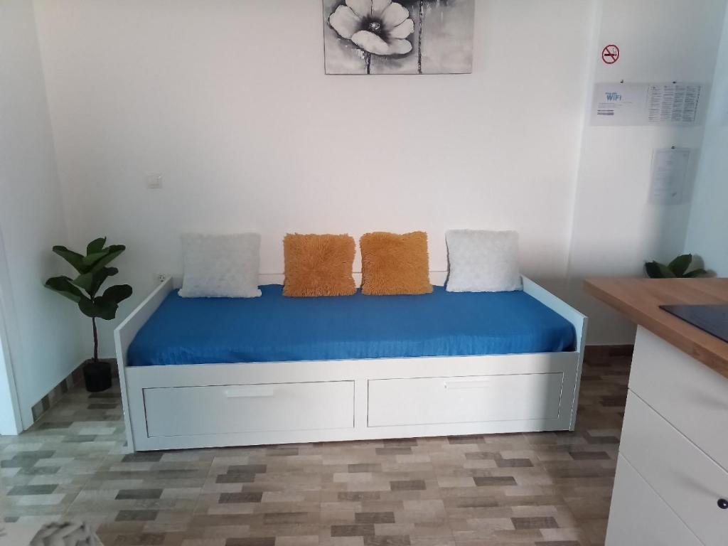 Posteľ alebo postele v izbe v ubytovaní Apartmani Mirko Rovinj