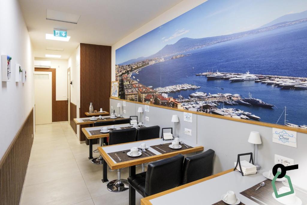 HOTIDAY Room Collection - Napoli Botanique - Resim 3