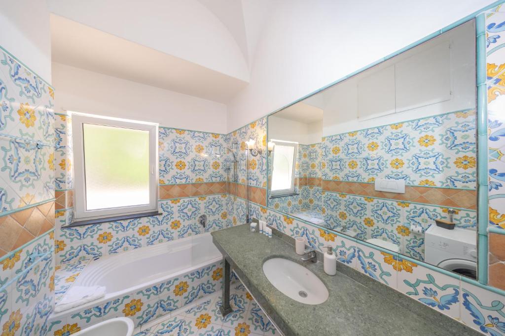 Oliveto Capri apartments - 12