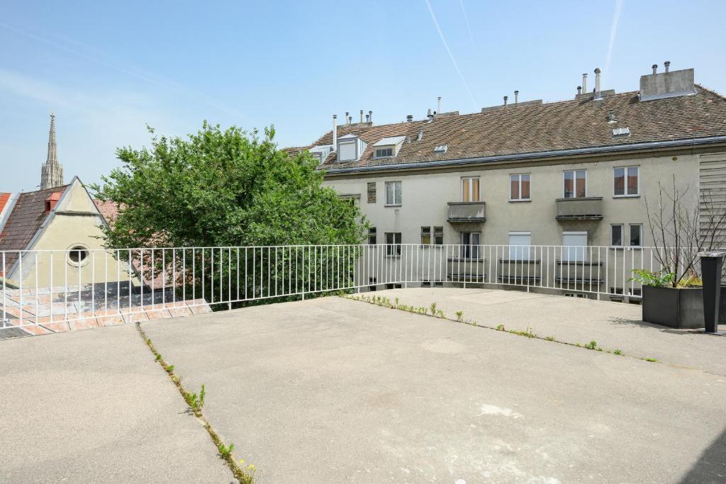 Budova, v ktorej sa apartmán nachádza