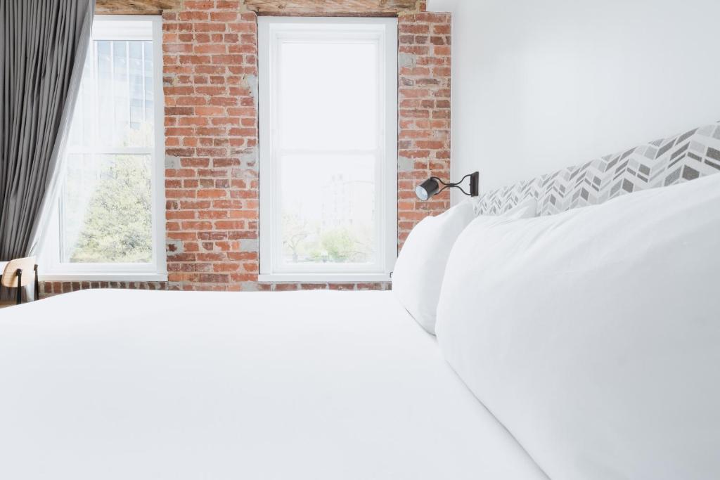 Hotel Hive photo