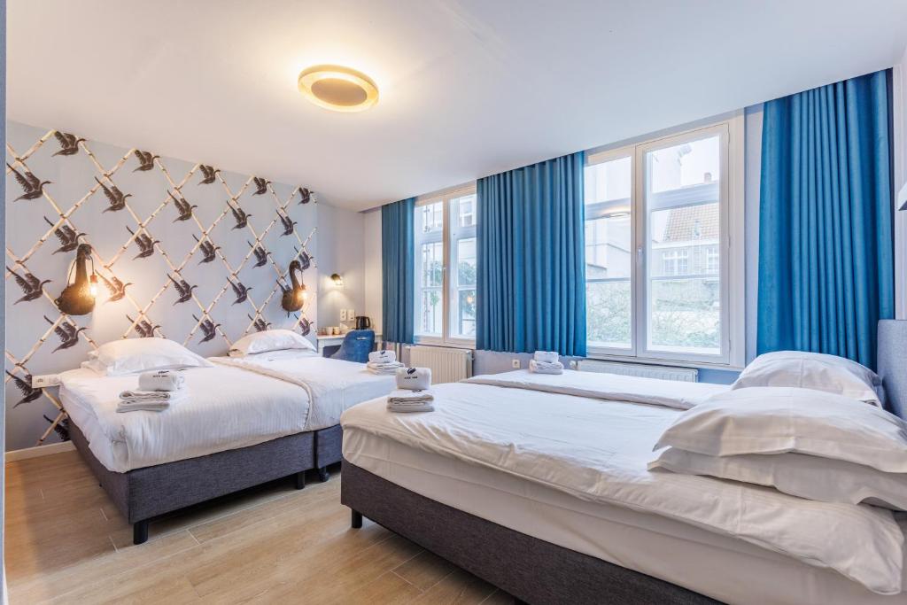 The Black Swan Hotel - Resim 6