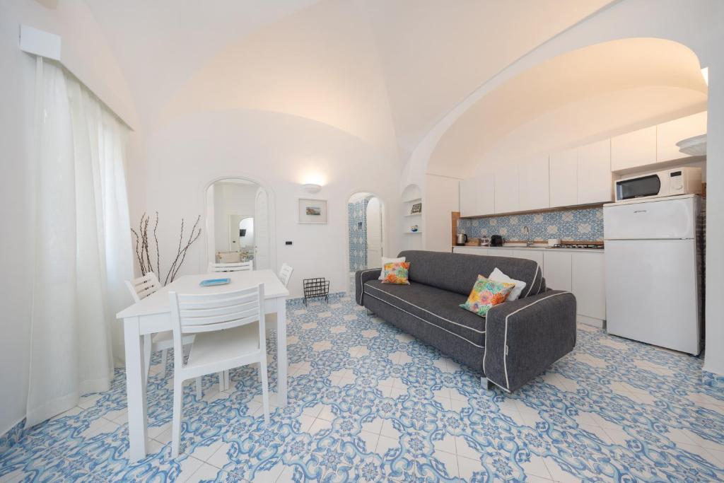 Oliveto Capri apartments - One-Bedroom Apartment