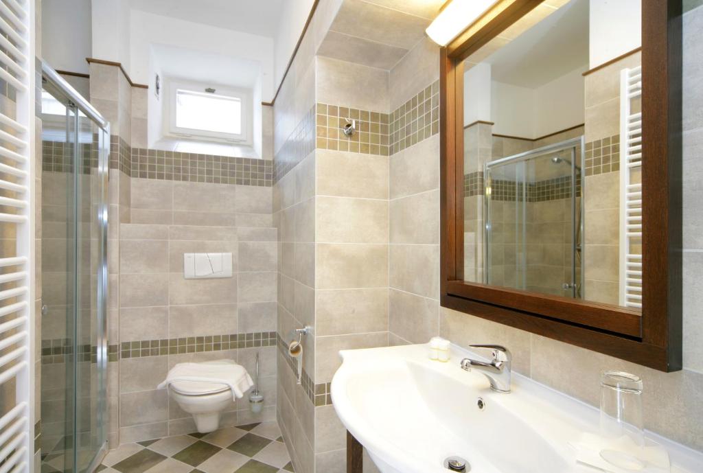 Koupelna v ubytování Hygge Hotel U Zvonu