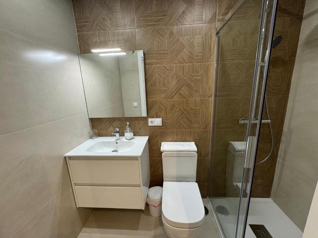 ZAHIRA Homes - Resim 14