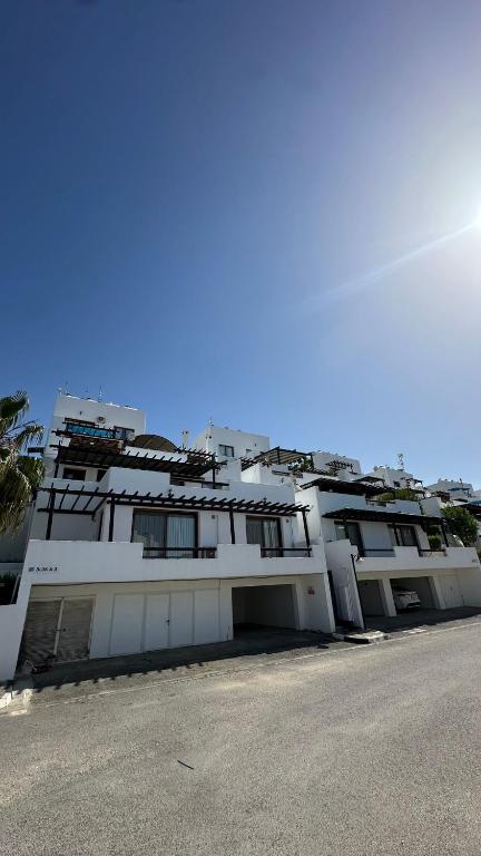 Home in Girne