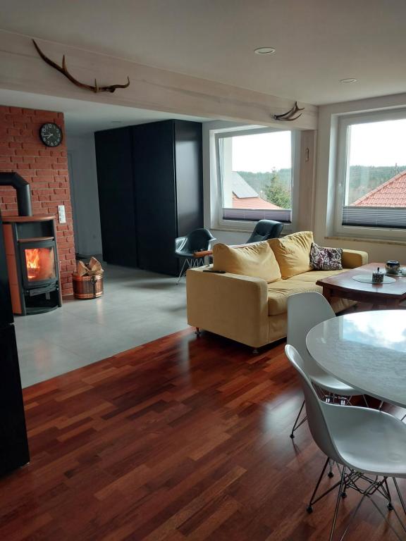 Istumisnurk majutusasutuses Wynajme domek, pokój