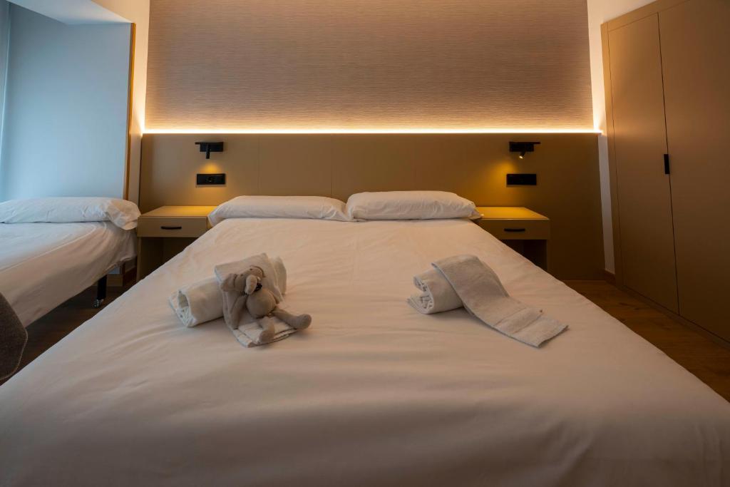 EightRooms La Rioja Pension - 10