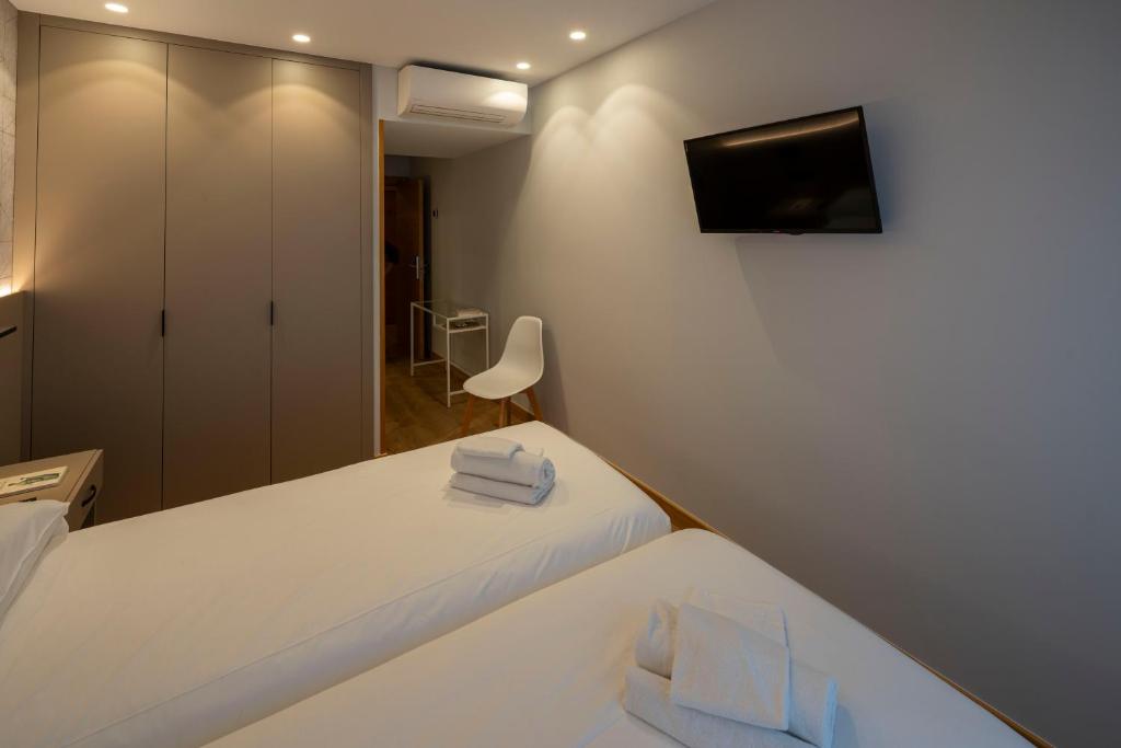 EightRooms La Rioja Pension - 3