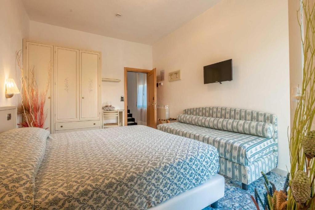 Hotel Riviera - Habitación Triple