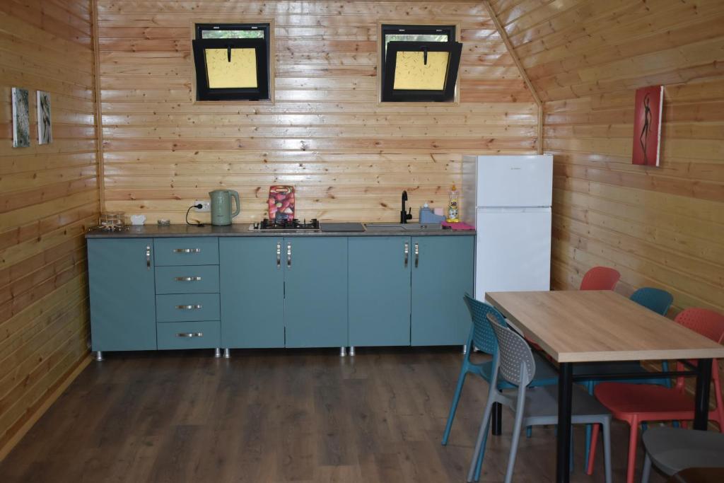 Kuchyň nebo kuchyňský kout v ubytování Martvili canyon cottage