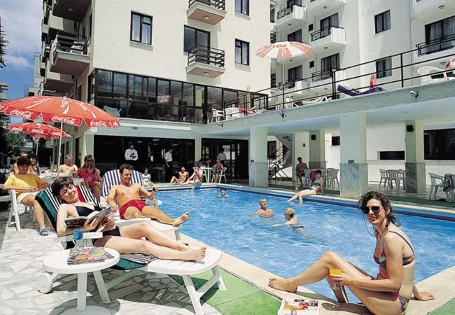 Φωτογραφία από το άλμπουμ του deniz apart hotel στο Κουσάντασι