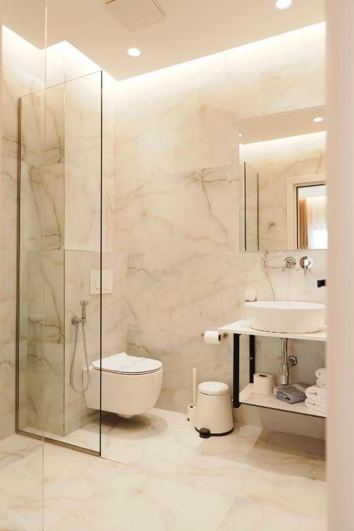 Koupelna v ubytování Hotel Mediterrane