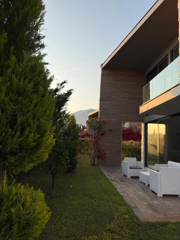 London Villa Olea Residence Drimades