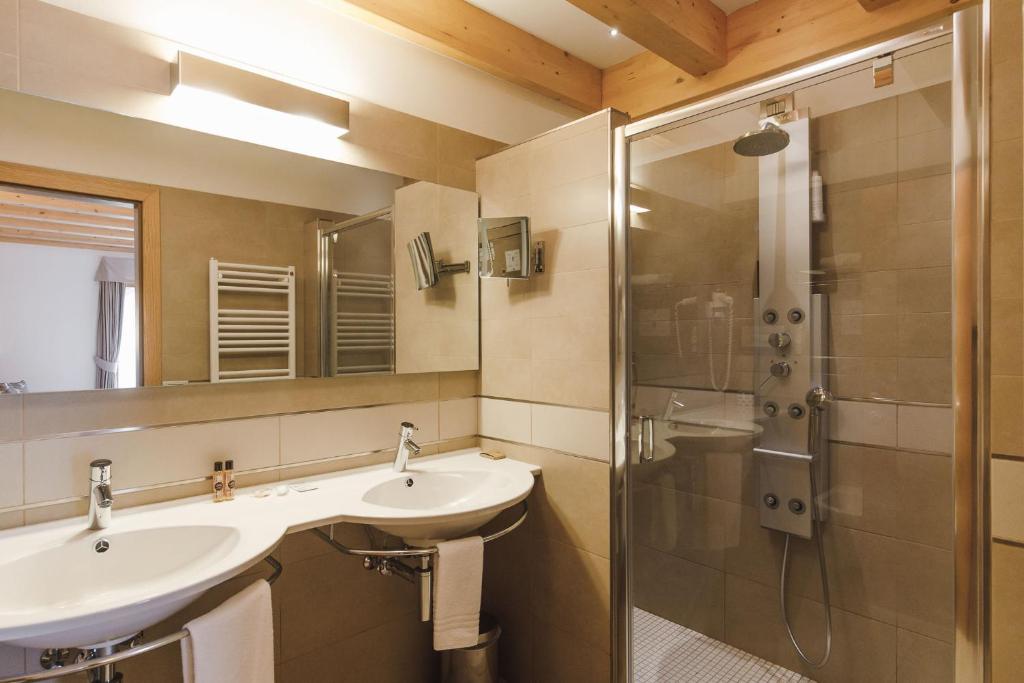Koupelna v ubytování Sayonara Nature & Wellness Hotel