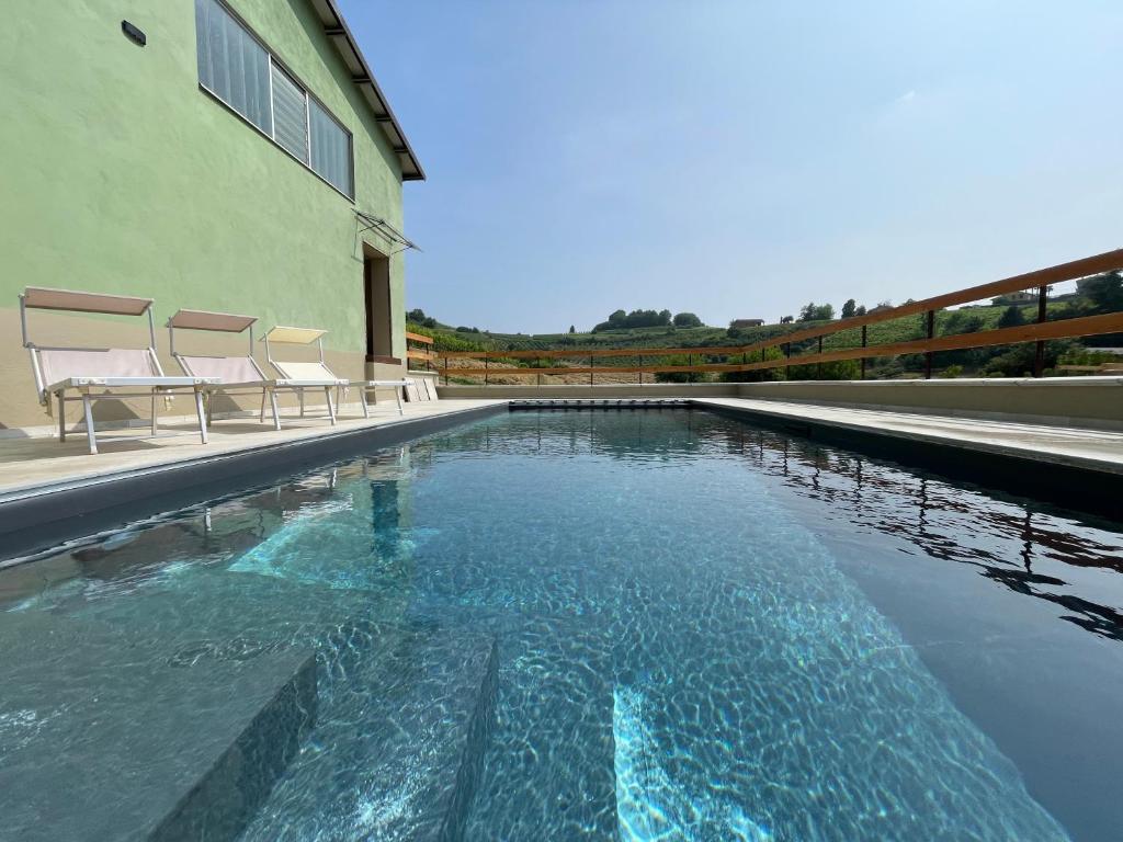 Bazén v ubytování CA'du LIN - Jacuzzi e Piscina nebo v jeho okolí