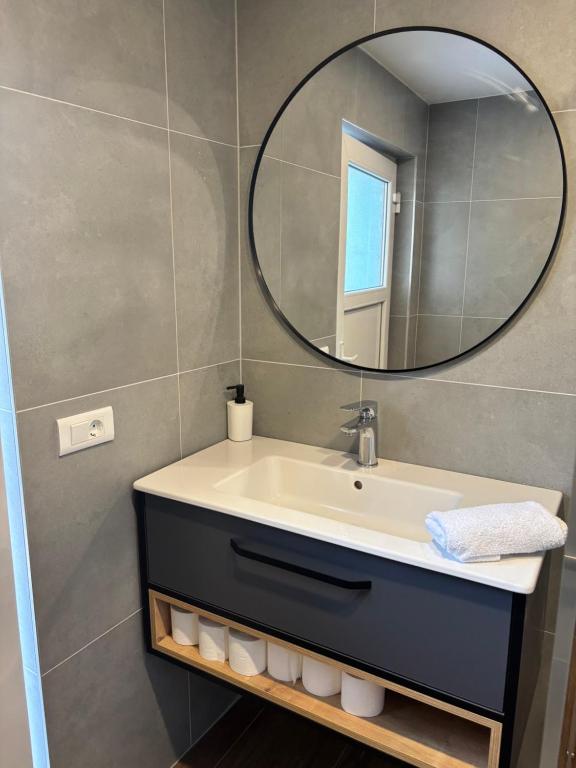 Kúpeľňa v ubytovaní M&M Pelivan apartments