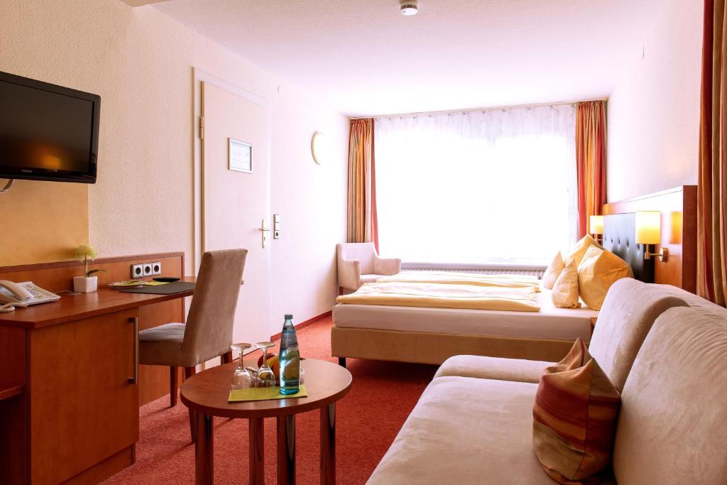 TV a/nebo společenská místnost v ubytování Hotel Fernblick