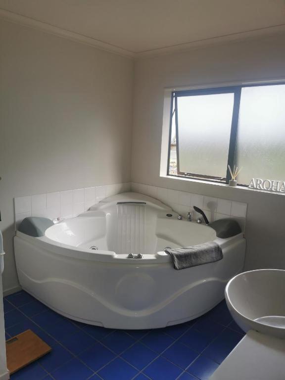 Double Room Free WIFI - Resim 8