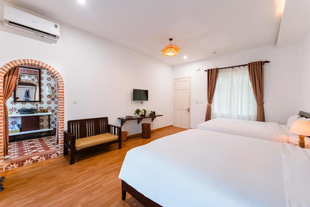 Phòng 3 Người Nhìn Ra Thành Phố