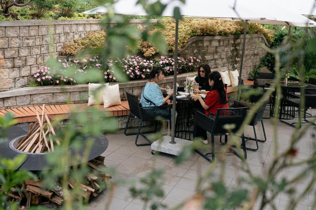 Khách lưu trú tại Bach Place Dalat