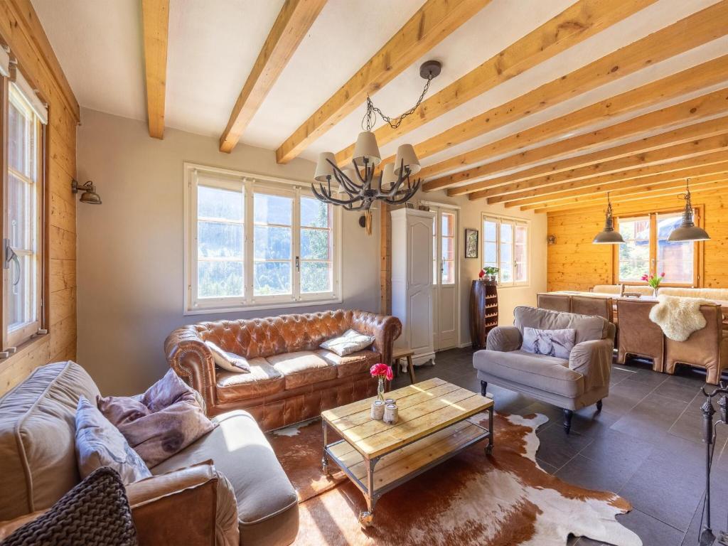 Gambar di galeri bagi 8p Chalet in the mountains near Fiesch ski area, cleaning included di Fiesch