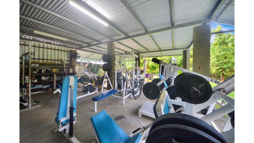 Fitness centrum a/nebo fitness zařízení v ubytování Magic Mena Rainforest Retreat by Tiny Away