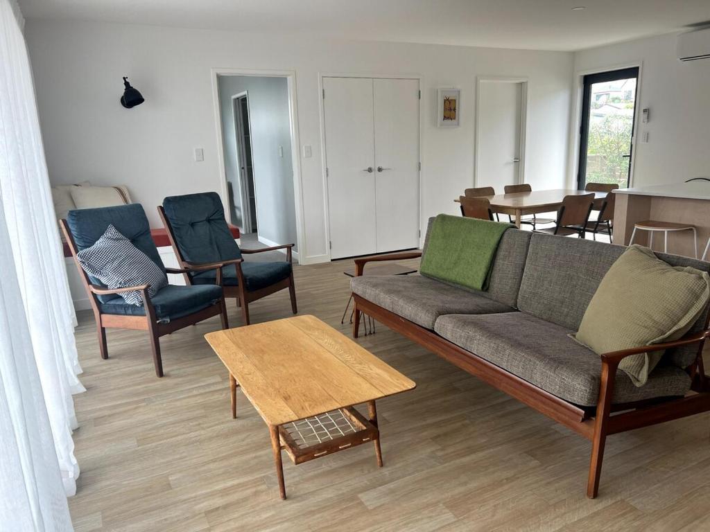 Bubbles Bach-dog friendly, close to beach & shops! - Resim 5