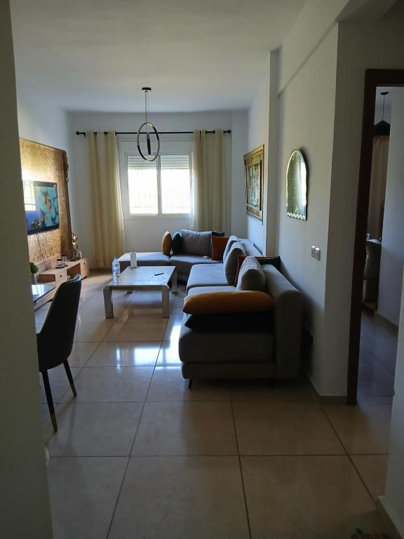 Ένα ή περισσότερα κρεβάτια σε δωμάτιο στο beautiful apartment in tanger beach