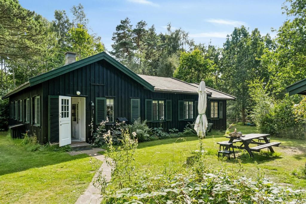 Zahrada ubytování Summer House With Large Nature Plot In Rørvig