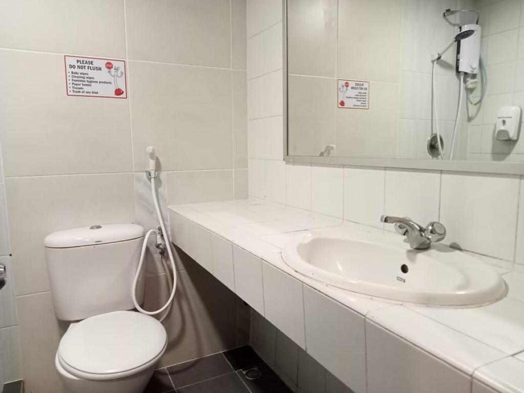 Koupelna v ubytování Fata Hotel by Project Borneo