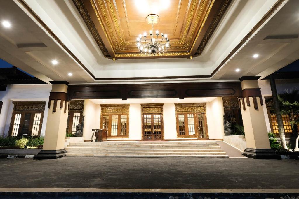 Exteriér nebo vchod ubytování Loman Park Hotel Yogyakarta