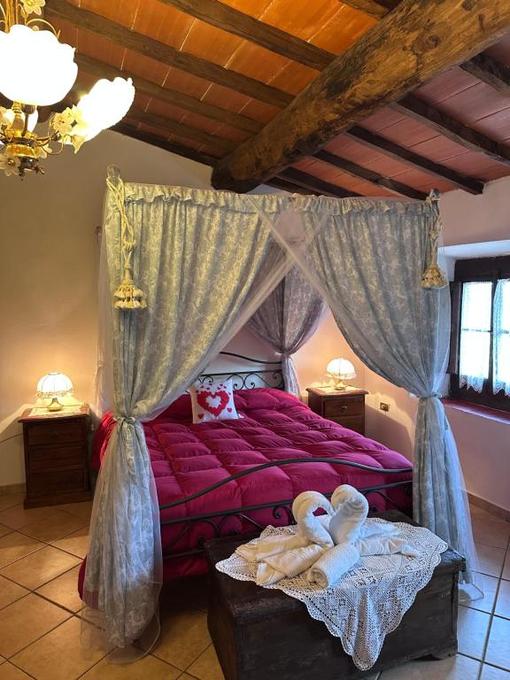 Ένα ή περισσότερα κρεβάτια σε δωμάτιο στο Case Vacanze Giovanni Garibaldi