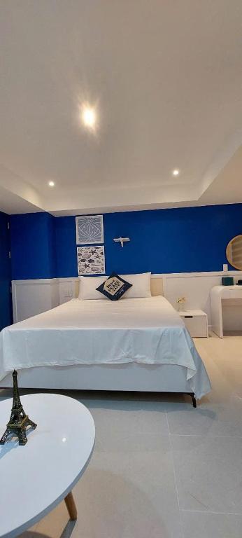 Postel nebo postele na pokoji v ubytování Hue House Stay Gần Aeon Mall Huế