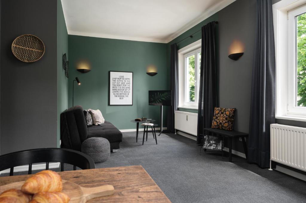 STAY Boardinghouse Flottbek - Apartment With Balcony