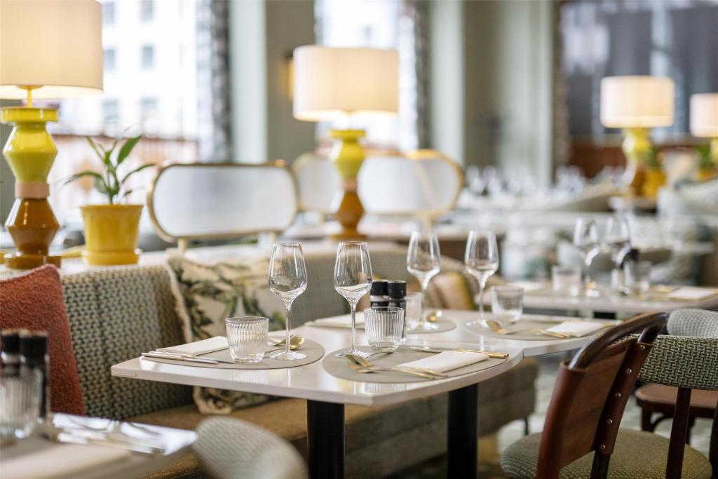 DoubleTree By Hilton Brussels City - Resim 20