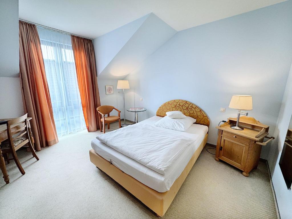 REGIOHOTEL Wittekind Burg - #AutobahnA2 #TopPreisLeistung #FreeParking #Wallbox - Eenpersoonskamer
