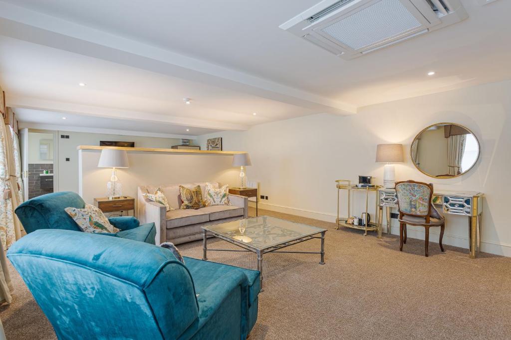 The Swan Hotel, Wells, Somerset - 