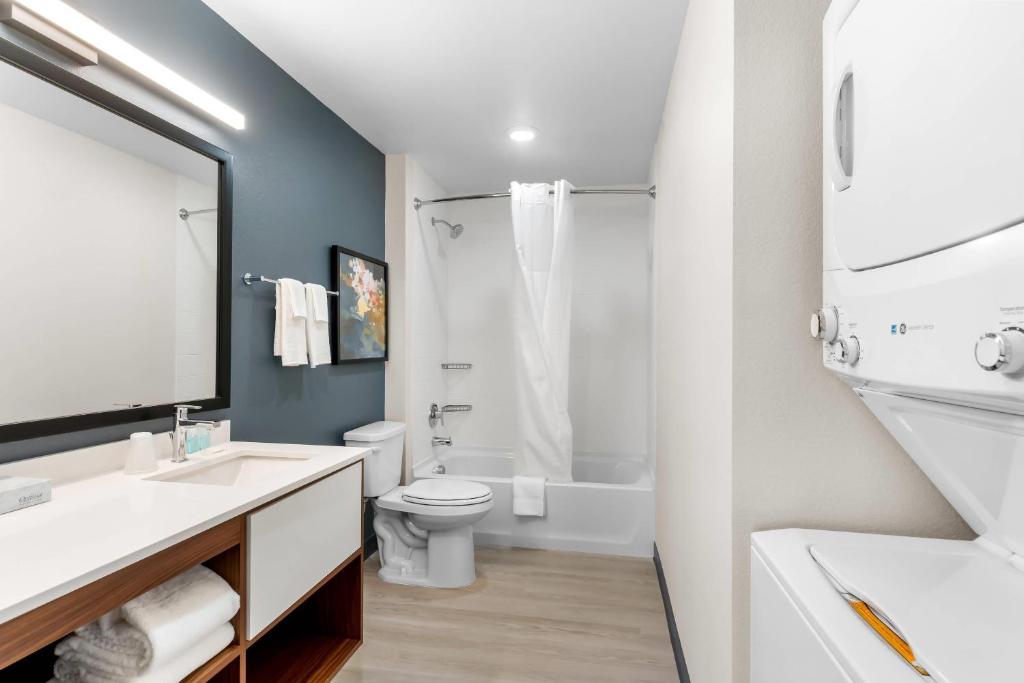 Koupelna v ubytování Everhome Suites Cheyenne