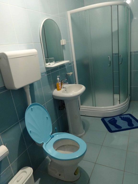 Seaside apartments and rooms - 8