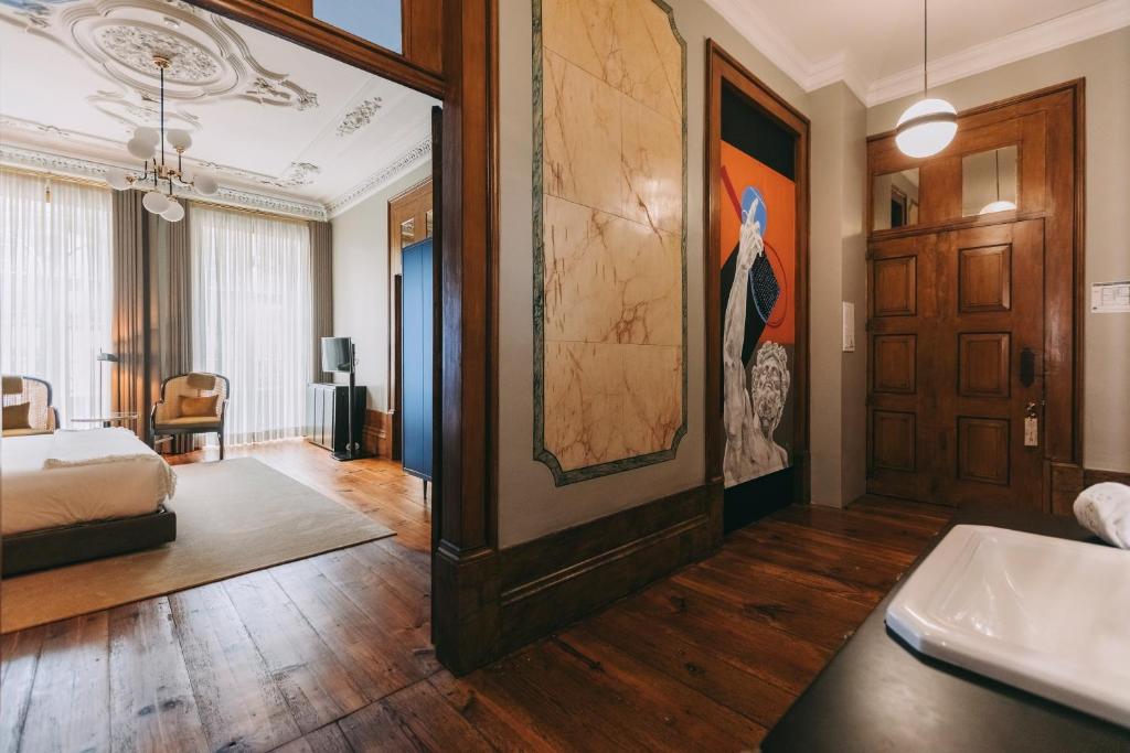 Torel Royal Court - 14