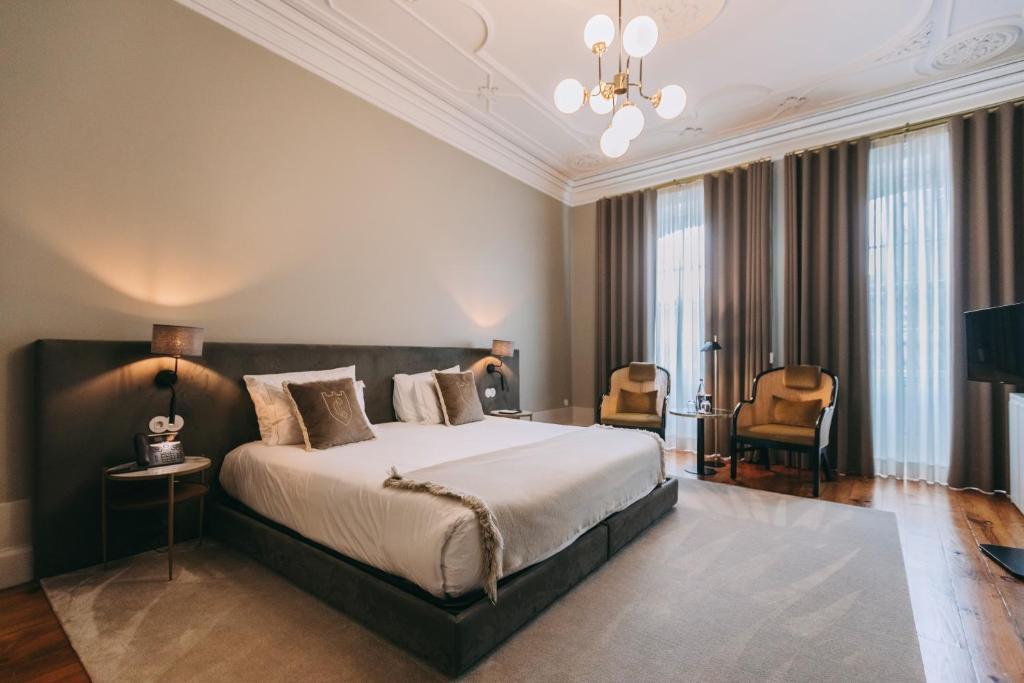 Torel Royal Court - 15