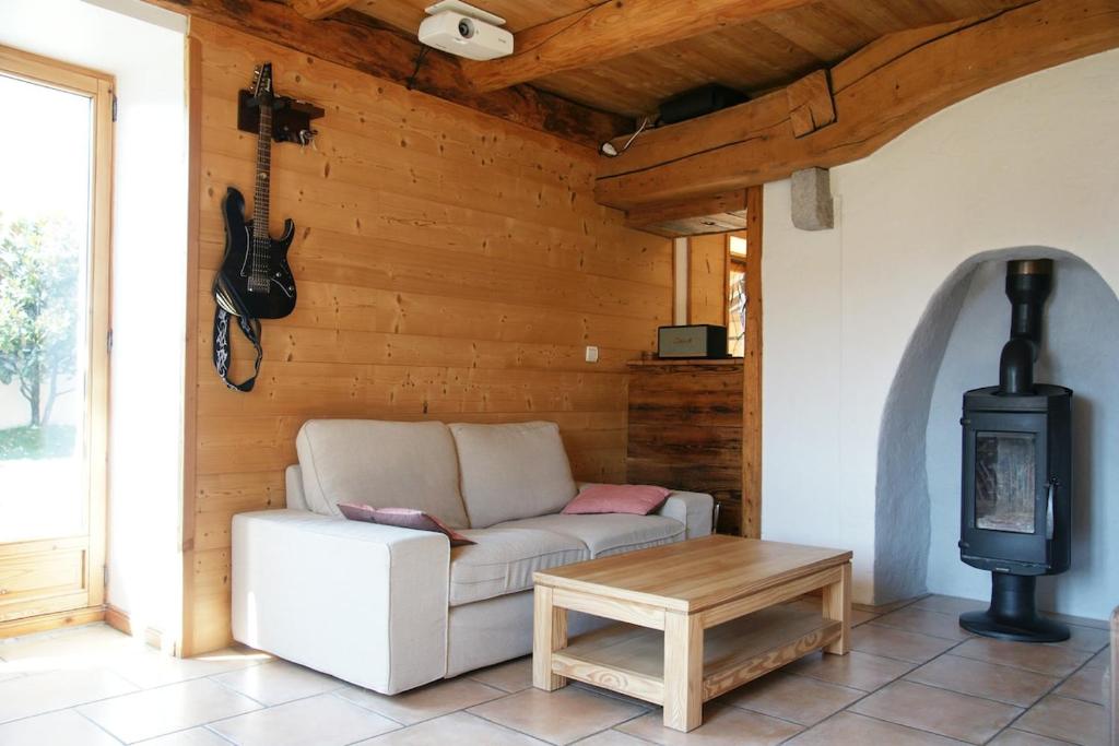 Gallery image of Chaleureuse maison de village in Marignier