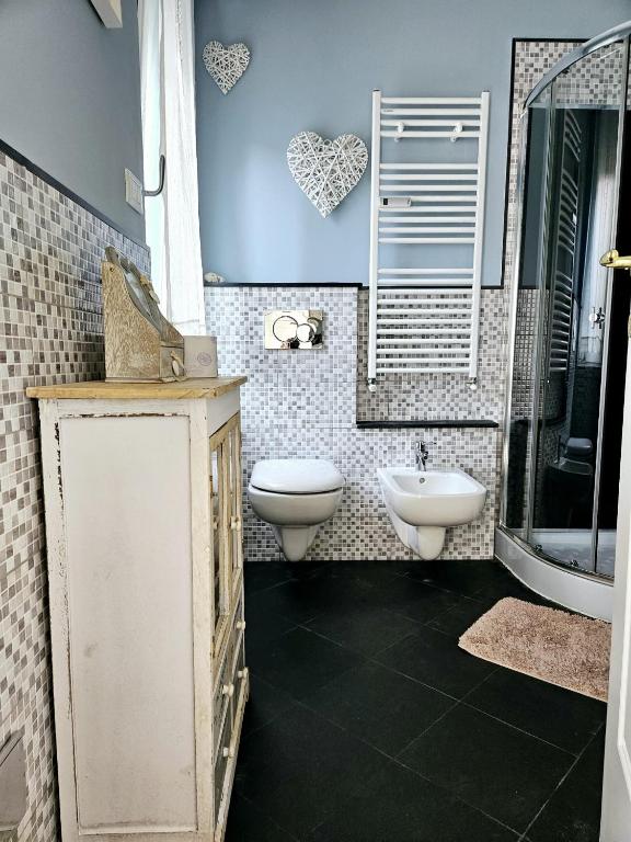 Łazienka w obiekcie PETITE MAISON ELEGANTE MONOLOCALE CON TERRAZZA