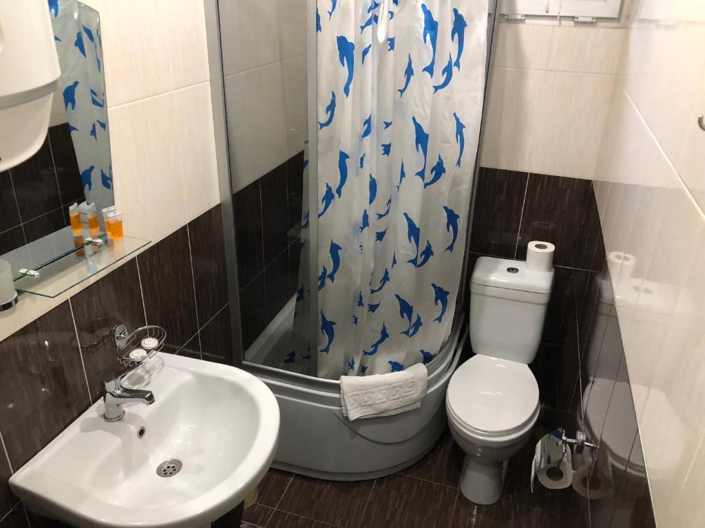 Koupelna v ubytování Hotel Lileo