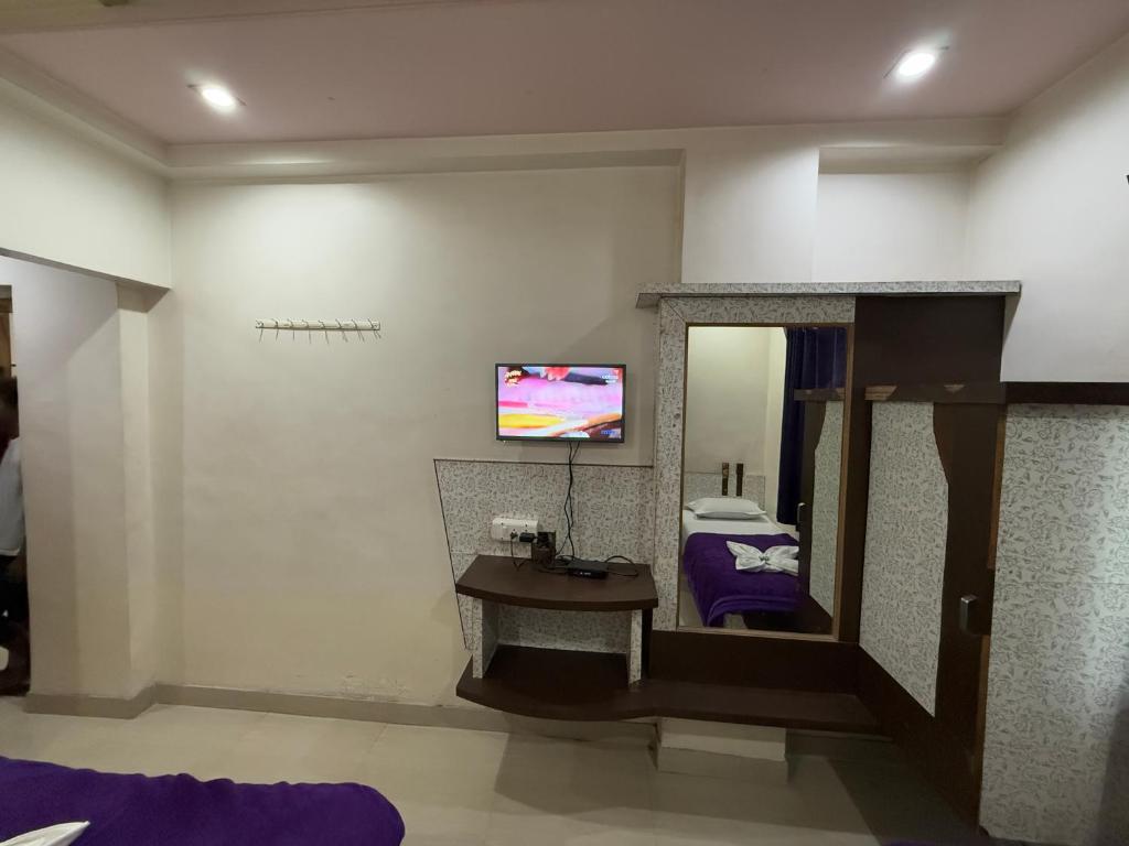 TV a/nebo společenská místnost v ubytování Hotel Temple Sai
