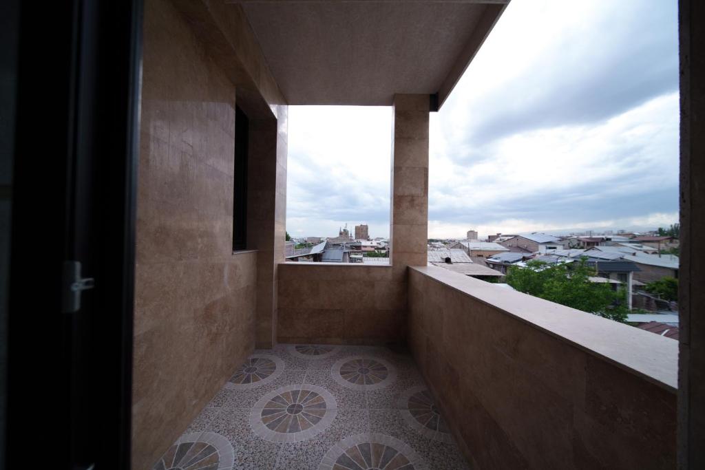 Balkón nebo terasa v ubytování Emmanuel Hotel Yerevan